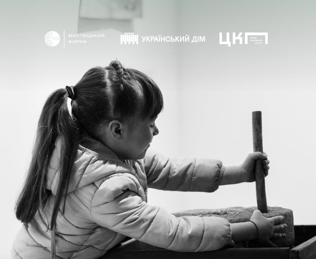 Екскурсія виставкою ХЛІБ для школярів 
