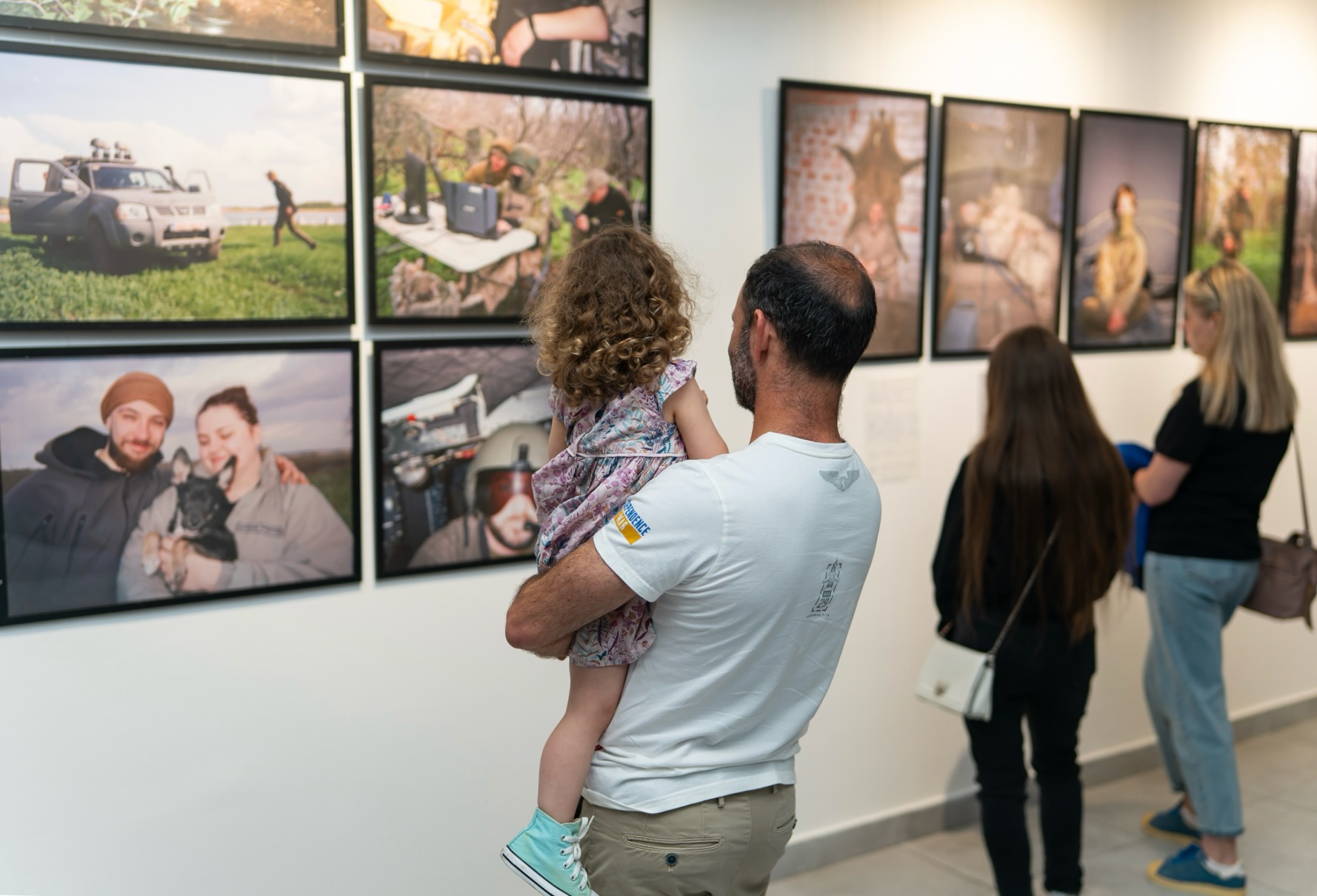 Photo report from the opening of the exhibition “Films from the Frontline: Photographs, Letters, and Artifacts of Ukrainian Service Members” by Serhii Melnitchenko 
