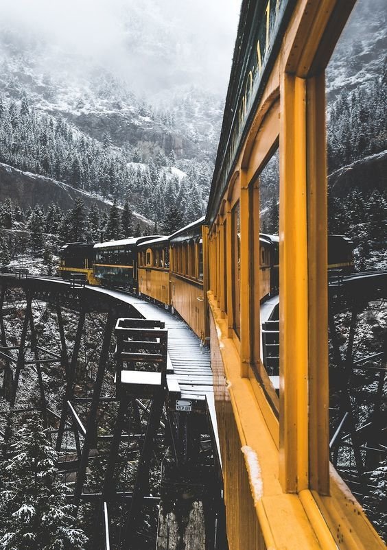 Вікенд в Закарпатті: із Запоріжжя до Ужгорода вирушив перший нічний рейс