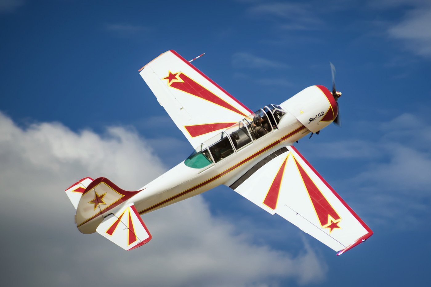 В Запоріжжі можна політати на ЯК-52