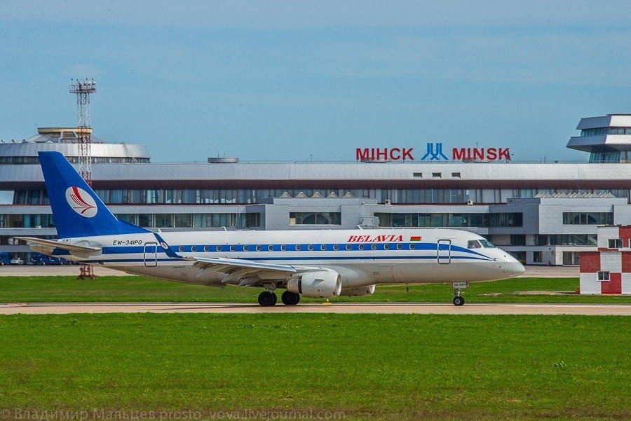 Регулярні авіарейси до Мінська