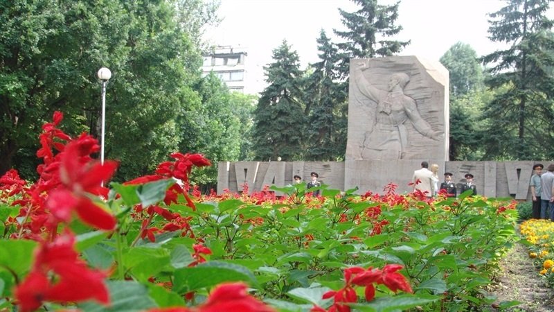 Урочистості до Дня пам'яті і примирення та до Дня Перемоги