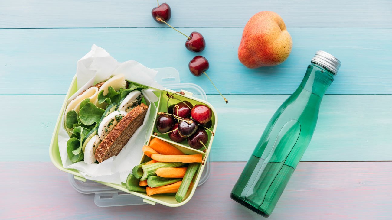 Правильний перекус. Що взяти у дорогу ?