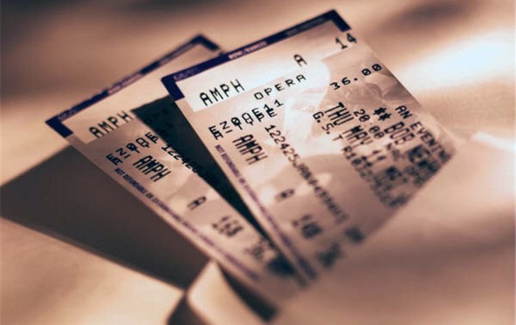 Квитки на всі події міста в Туристичному інформаційному центрі