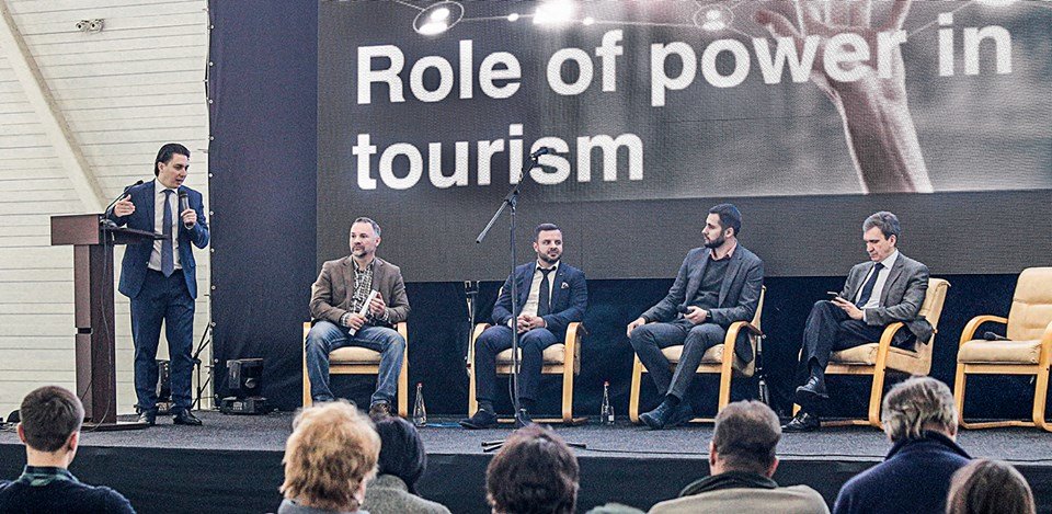 Розвиток туризму в Україні може забезпечити створення більшої кількості робочих місць, чим забезпечують промпідприємства