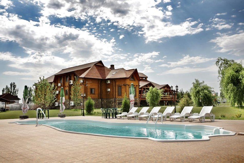 Заміський відпочинок. Кращі комплекси і готелі.