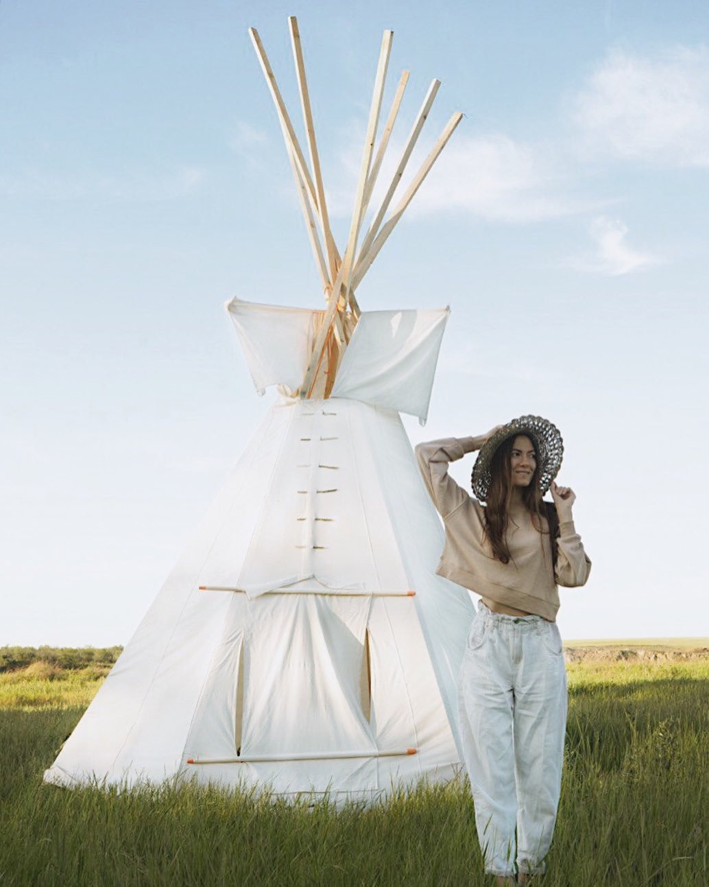 Astrohata - an unusual recreation complex near Zaporizhzhia