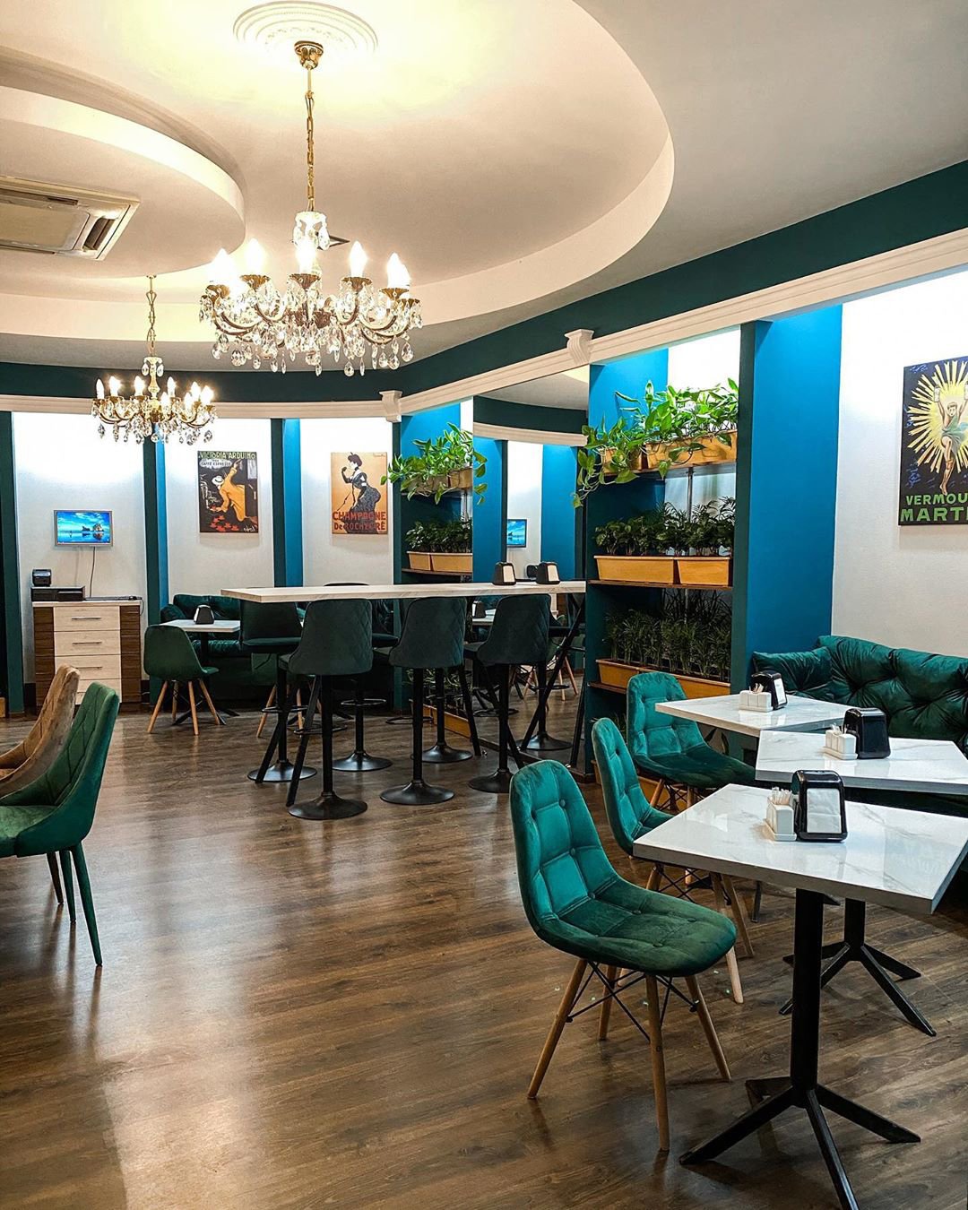 The Boiler Room, Drunk Oyster Bar та Cafe OZ Bar - нові заклади Запоріжжя