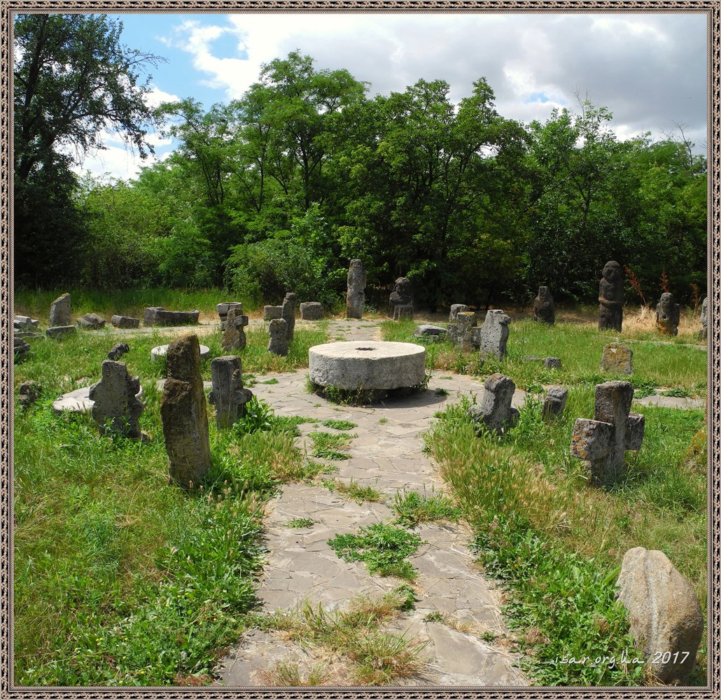 Святилище на острові Хортиця старіше за Стоунхендж