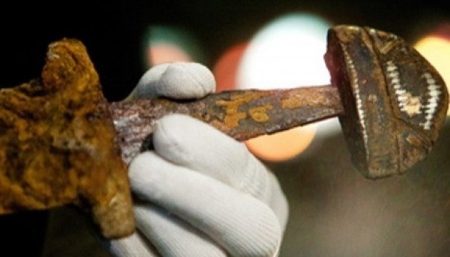 Меч Святослава входить до 8 сенсаційних археологічних знахідок України