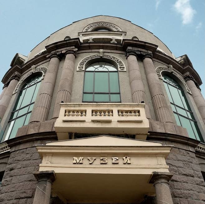 Вікна Старого Олександрівська