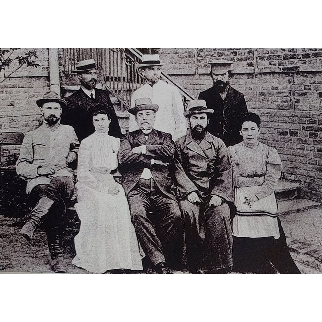 Фелікс Мовчановський, хутір для глухонімих