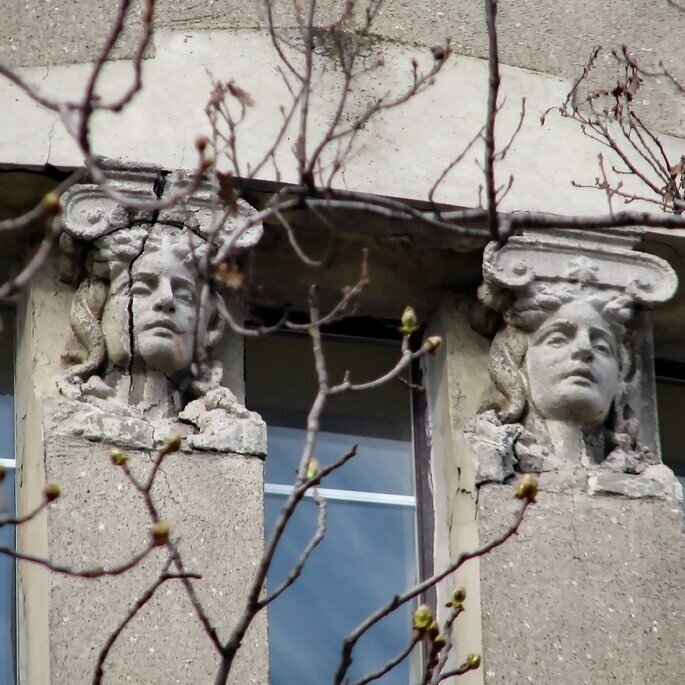 Музей назовні. Маскарони Запоріжжя