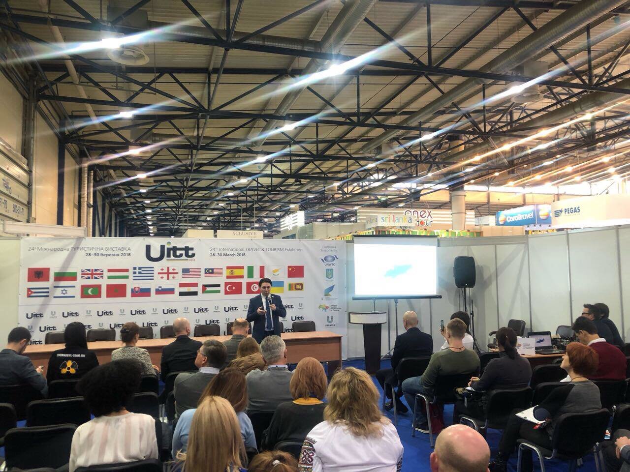 Другий день міжнародної туристичної виставки UITT: «УКРАЇНА - Подорожі та Туризм»