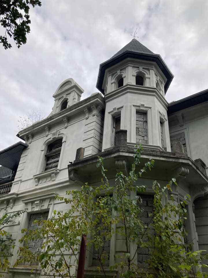 Класне місце поблизу Запоріжжя. Будинок Шредера