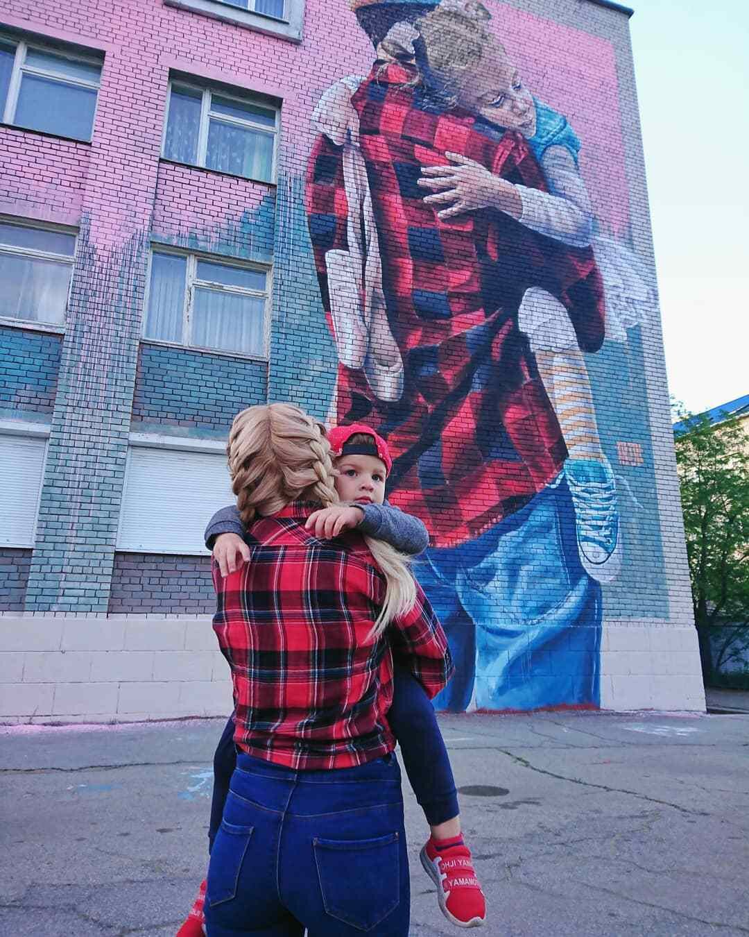 Інста-локації Запоріжжя. Вітражі, мурали та скульптури