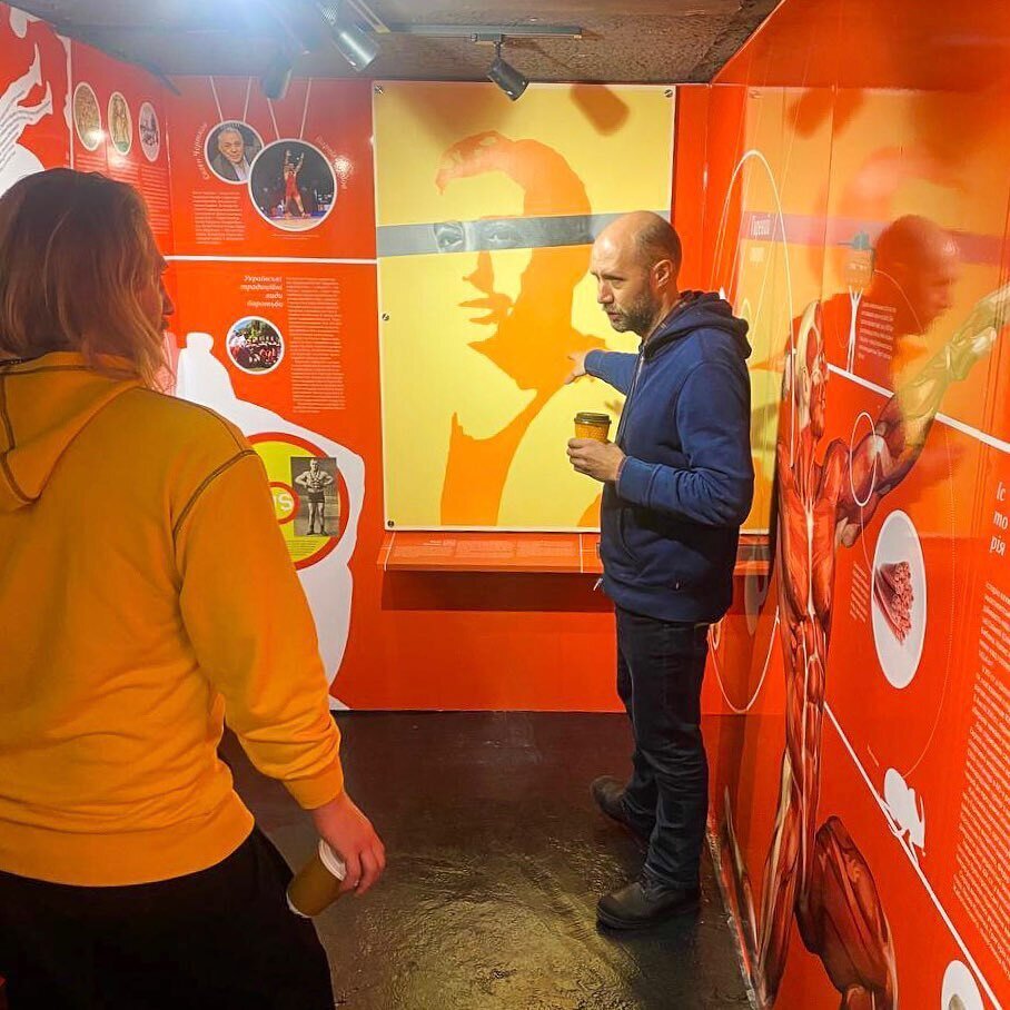 Київський художник  Закентій Горобйов  відвідав Музей Феноменальної Сили