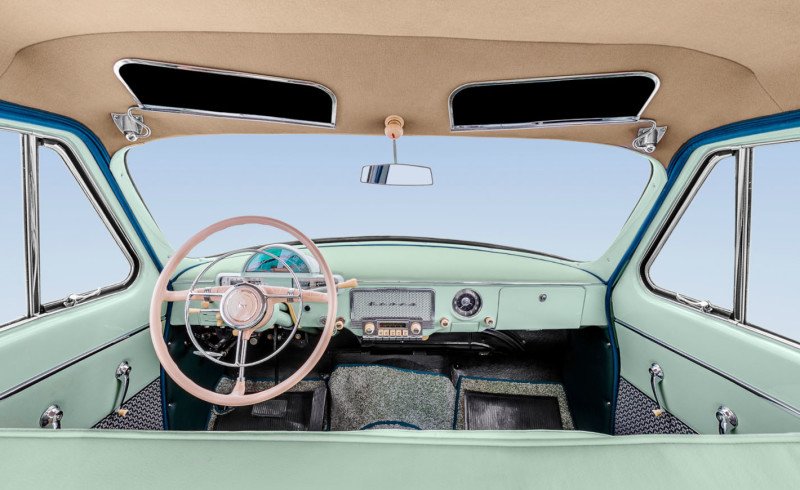 До Запоріжжя прибувають ретро автомобілі на щорічний зліт