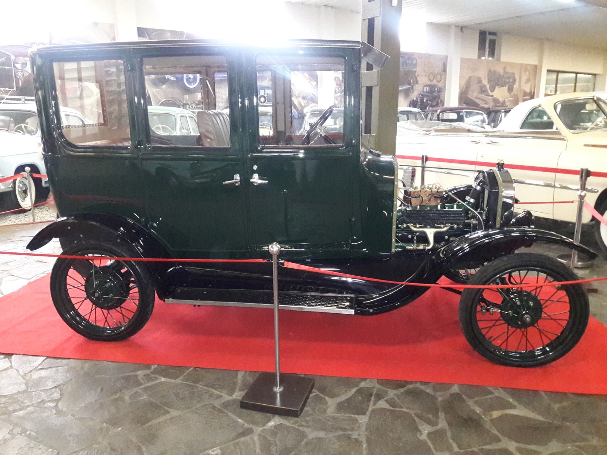 В музеї Запоріжжя з`явився унікальний автомобіль