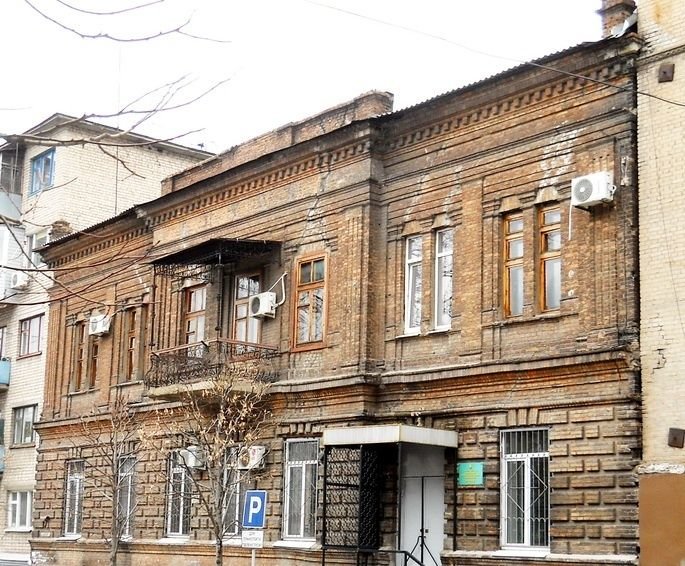 У Запоріжжі знаходиться старовинний будинок - Аптека Ріхтера