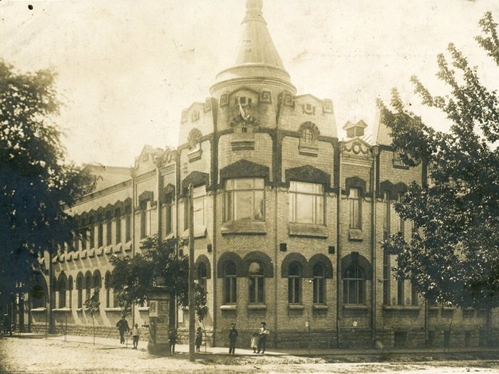 Перший та найстаріший пологовий будинок Запоріжжя