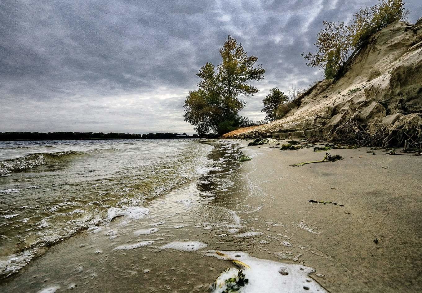 Фото: пейзаж Великого Лугу у Запоріжжі