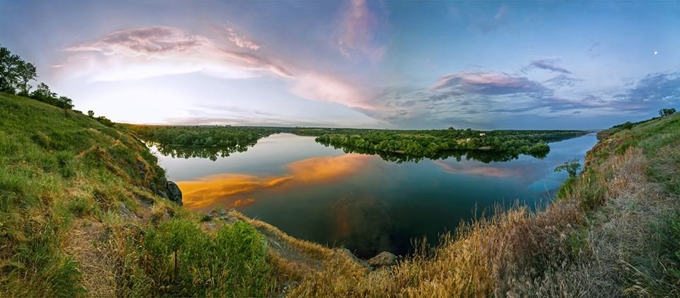 Фото: Старий Дніпро у Запоріжжі