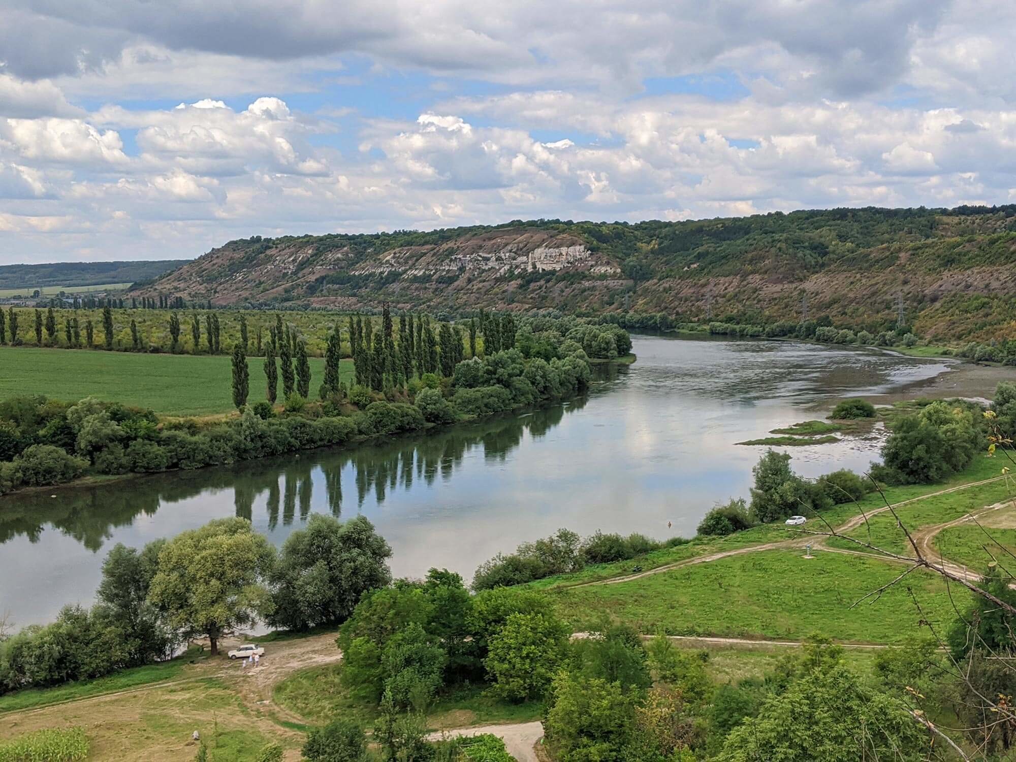 Несподіванки Вінниччини: метеоритний кратер, сліди Потоцьких і таємничий монастир
