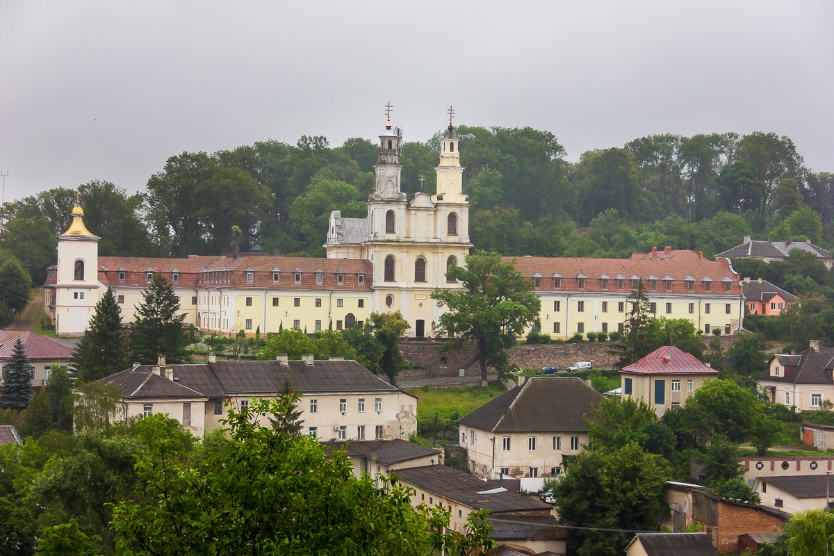 Автомандрівка з Києва до Рахова, або що цікавого подивитися дорогою в Карпати