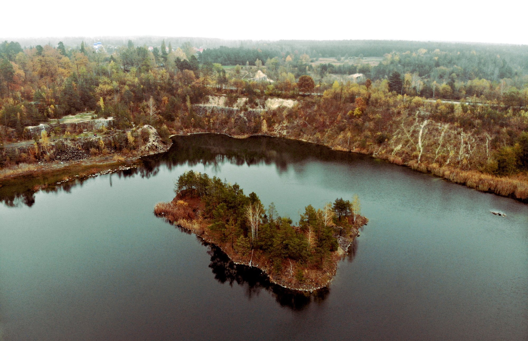 Базальтові стовпи на Рівненщині - диво, створене природою