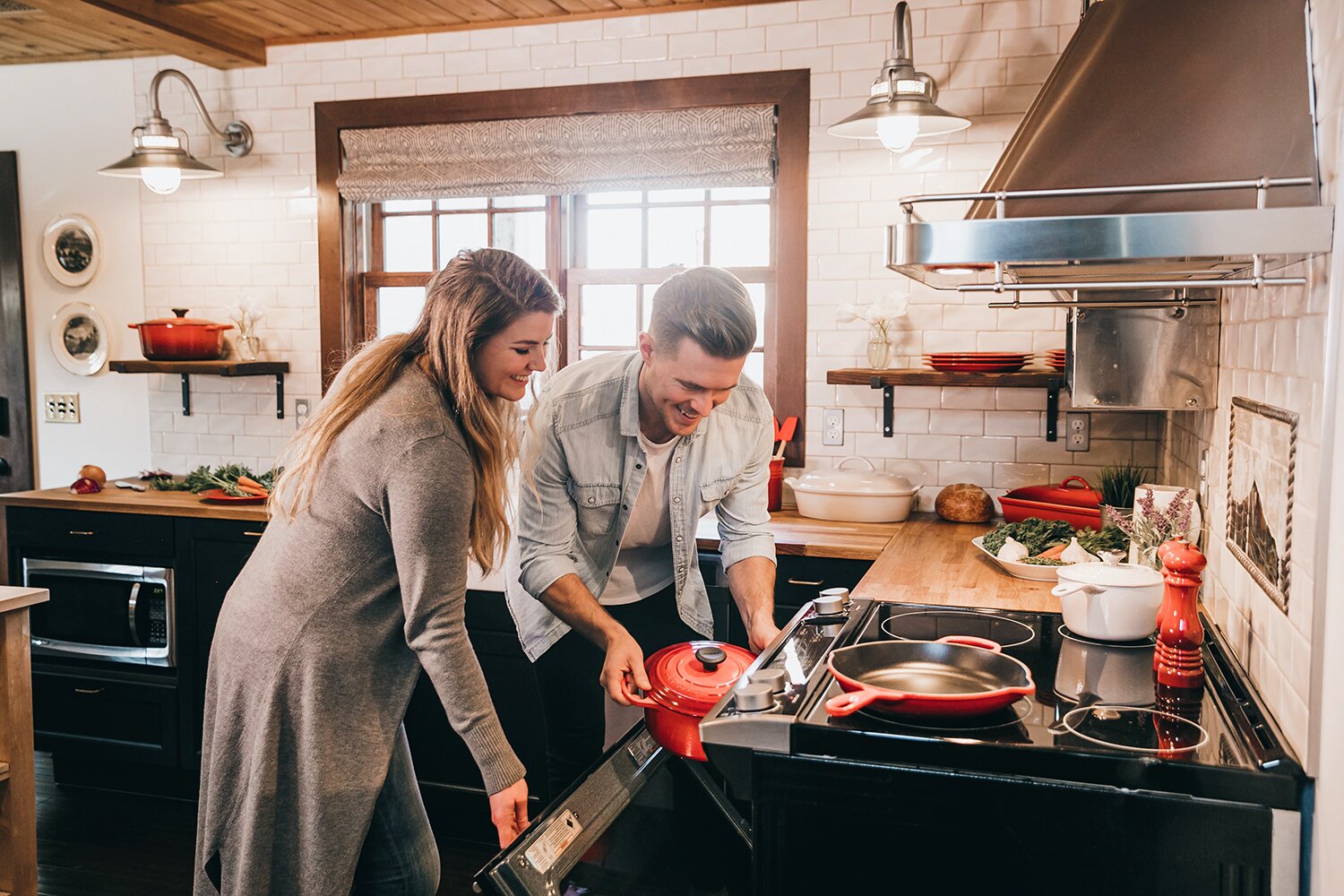 Фахівці Stylus розповіли про духові шафи з енергоефективними технологіями, які допоможуть економити