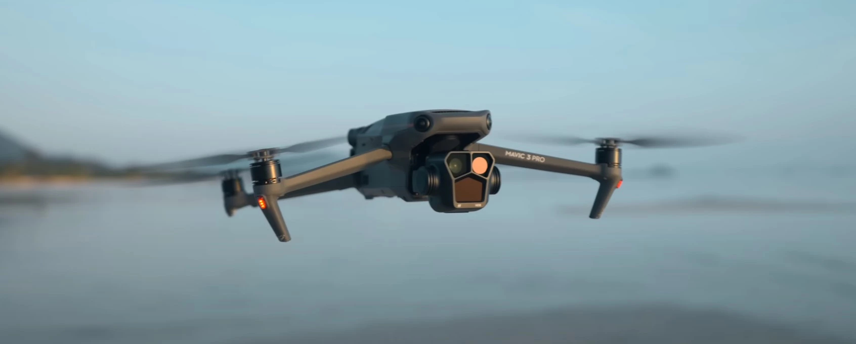 Дивовижні польоти з квадрокоптером DJI Mavic 3 Pro