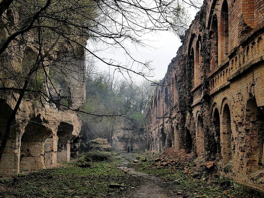 Creepy Places of Ukraine: 6 Legendary Locations Perfect for Halloween