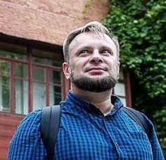 Роман Акбаш
