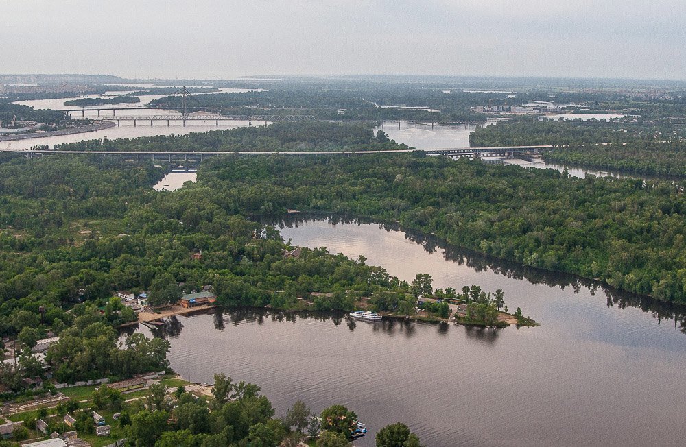Труханів острів