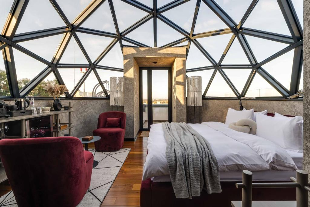 Апарт-готель «Be The One»