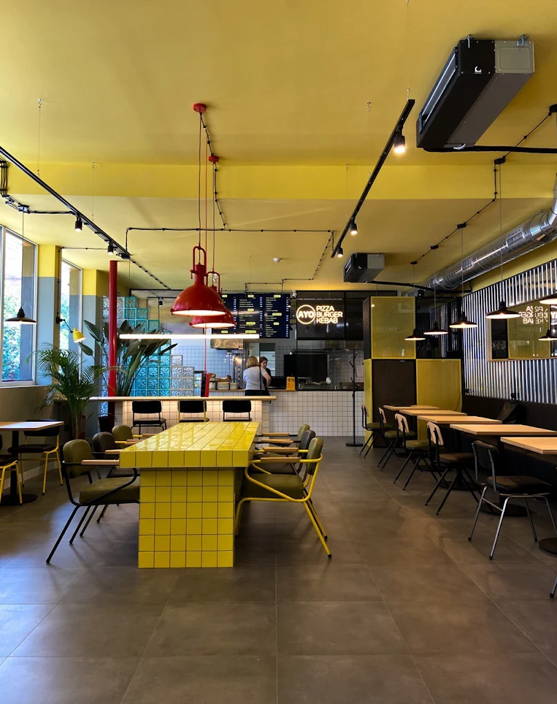 «AYO» на Печерську