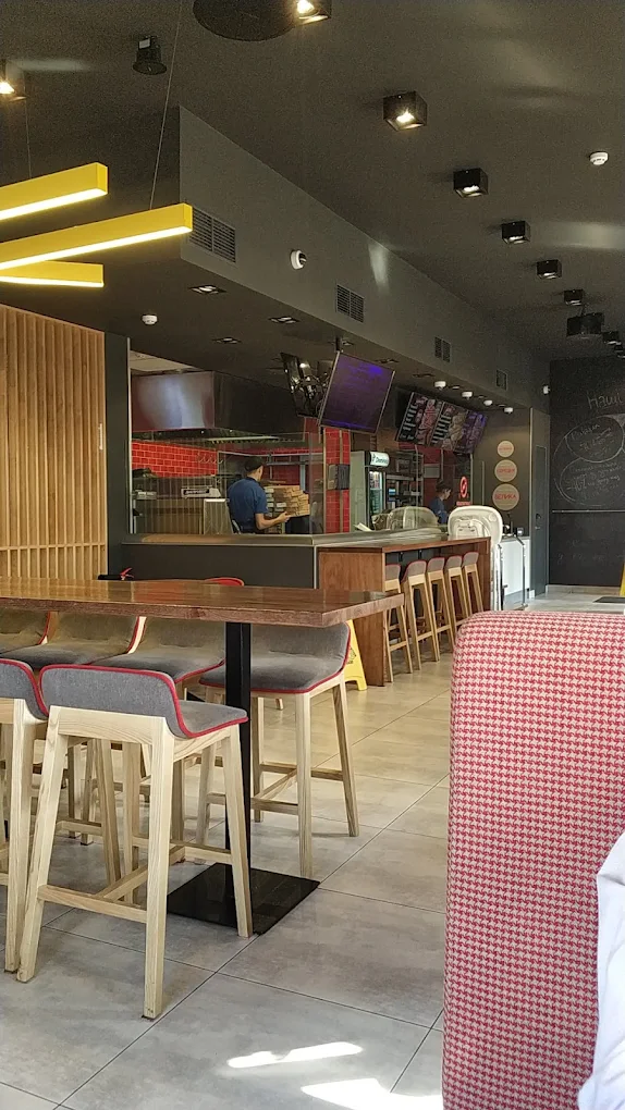 «Domino’s Pizza» на Дзюби