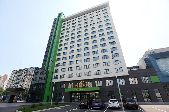 Готель «Favor Park Hotel»