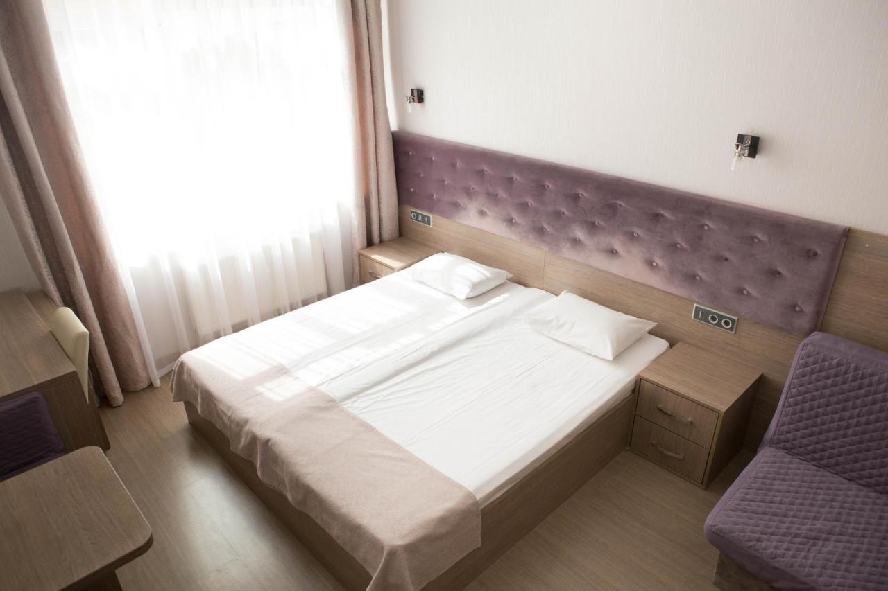 Готель «Mini ELEGANT»