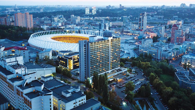 Готель «Premier Hotel Rus»