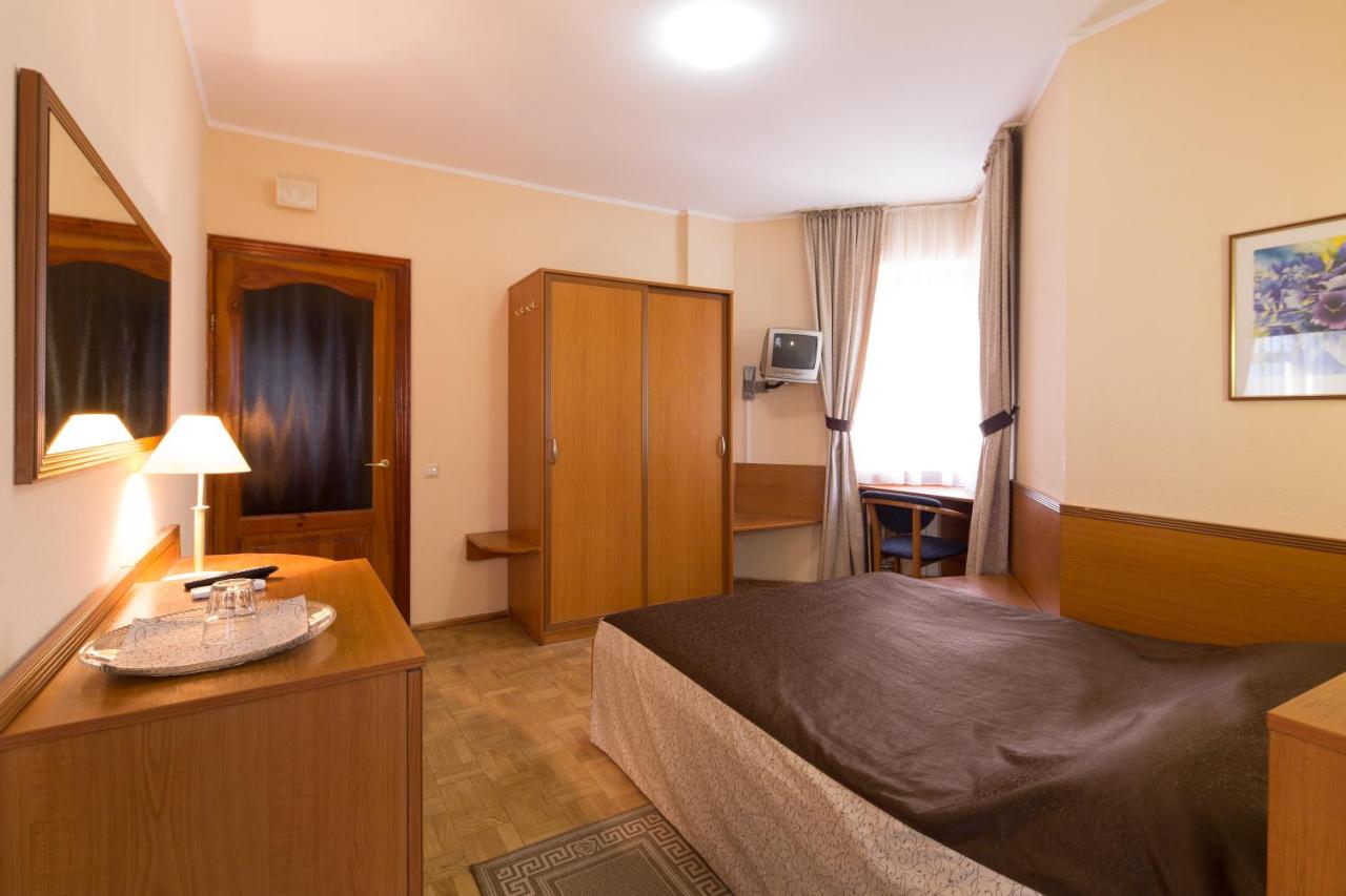 Готель «Жайвір»