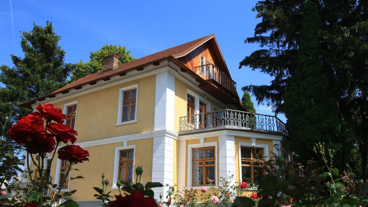 Київський літературно-меморіальний музей Максима Рильського