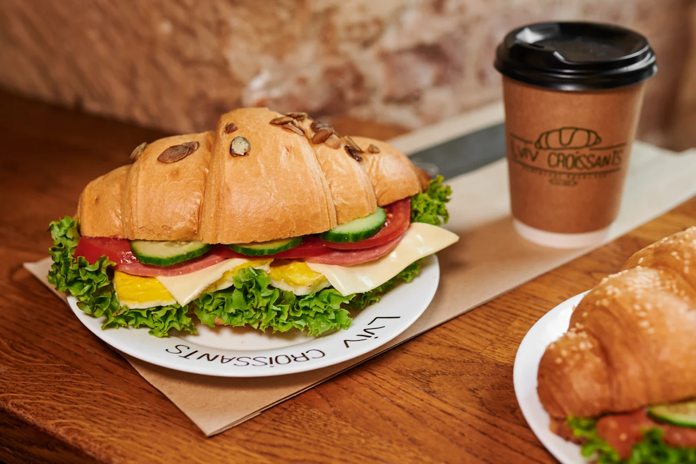 «Lviv Croissants» на Хрещатику