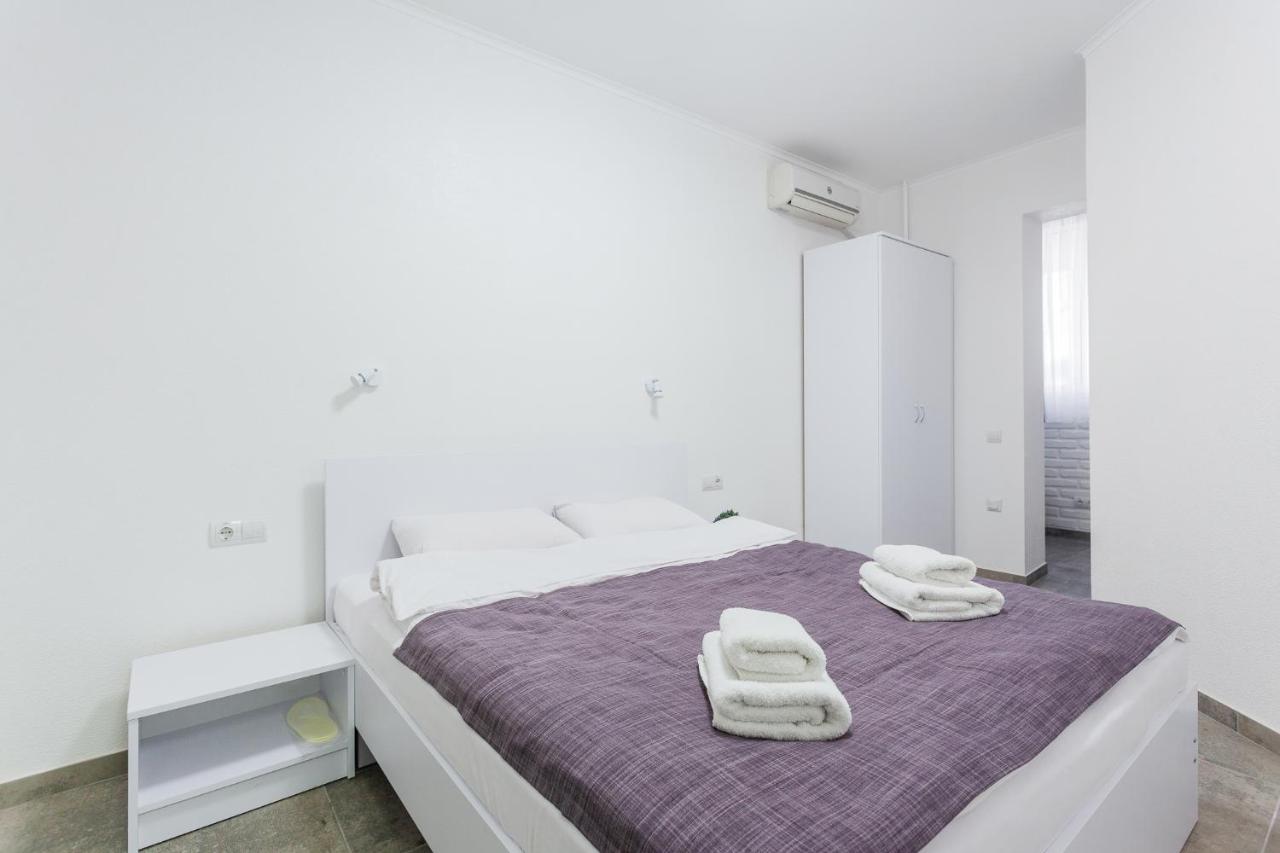 Мініготель «SkyHome» на проспекті Науки