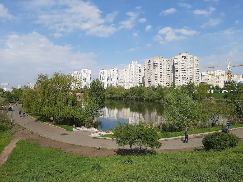 Парк «Позняки»