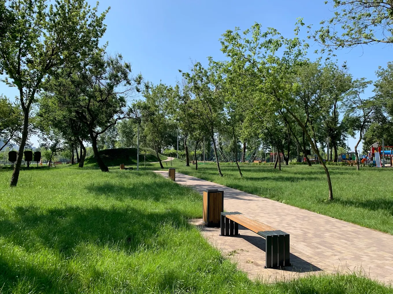 Парк «Прибережний»