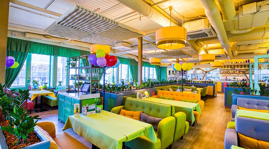 «Pesto Cafe» на Майдані Незалежності