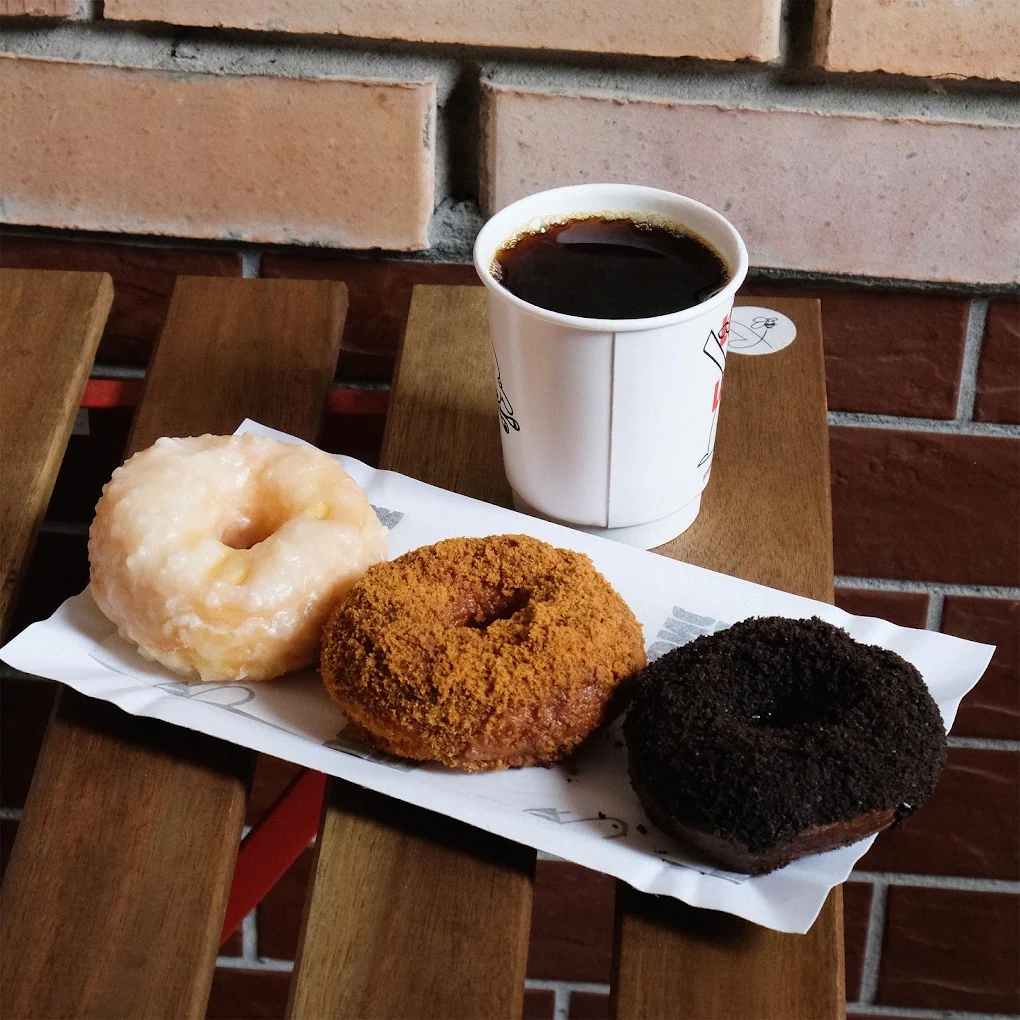 «Ponchyk Boy» на Олеся Гончара