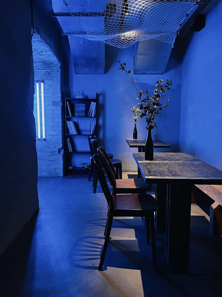 «Port Wine Bar» на Антоновича